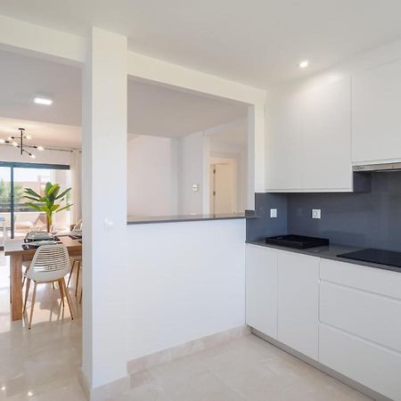 2306 - Brand New Apt, Walking Distance To Beach! 卡萨雷斯 外观 照片
